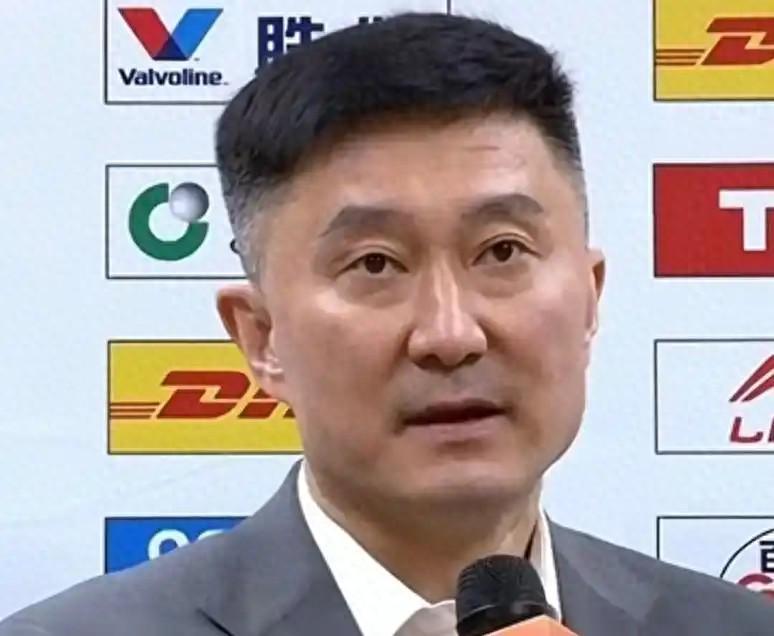 广东19点35PK深圳,杜锋提2点强硬要求,胡明轩徐杰誓争一雪前耻