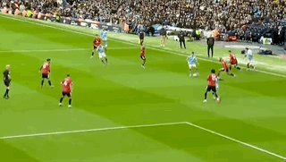 1757868506707039587.gif 开云体育下载-【英超】福登破门哈兰德双响!曼城3比0曼联