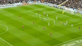 1757869320809065572.gif 开云体育下载-【英超】福登破门哈兰德双响!曼城3比0曼联