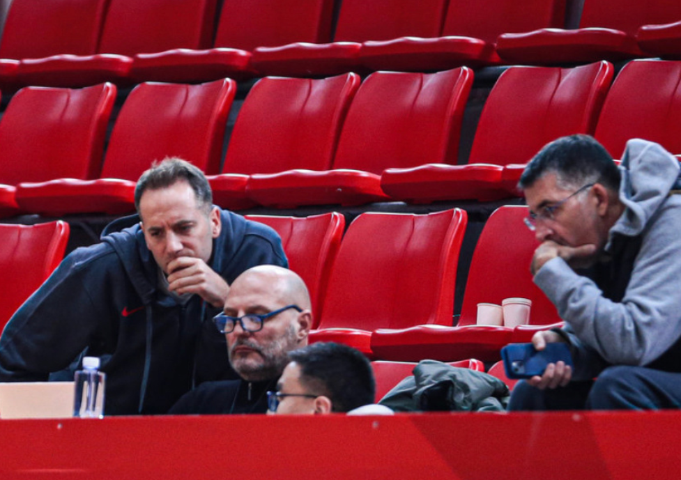 开云-9连胜!谁能终结上海男篮连胜步伐?未来8天,有4场恶仗等着他们