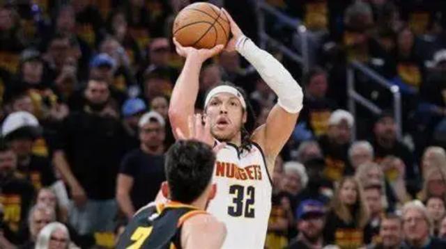 1746526521939041284.png 开云体育下载-绝杀上瘾!能扣能投,戈登是约基奇身边的满分队友