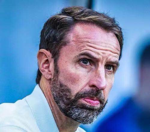 【夜读】英格兰九子夺嫡（教练版）