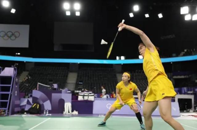 1722076006448004621.png 开云官网-开门红!陈清晨/贾一凡首战2比0战胜马来西亚组合