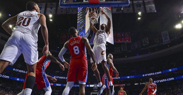 kaiyun-泰森新高39分莫布利扣篮准绝杀 骑士客场险胜76人