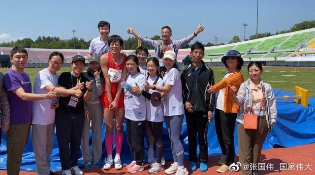 开云官网-【早报】德比取胜！巴萨提前4轮夺冠！