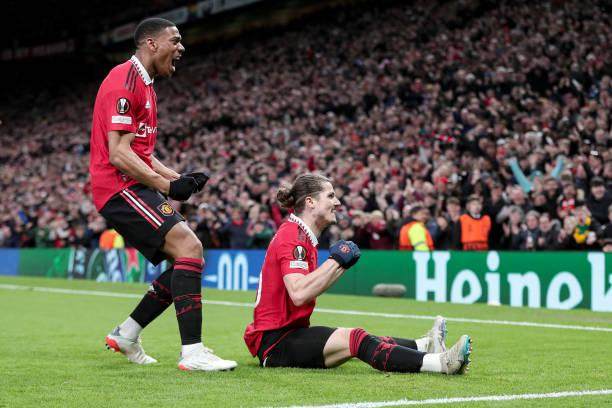 开云体育官网-林良锋：曼联遭“明抢”！2球领先被绝平谁是祸首？