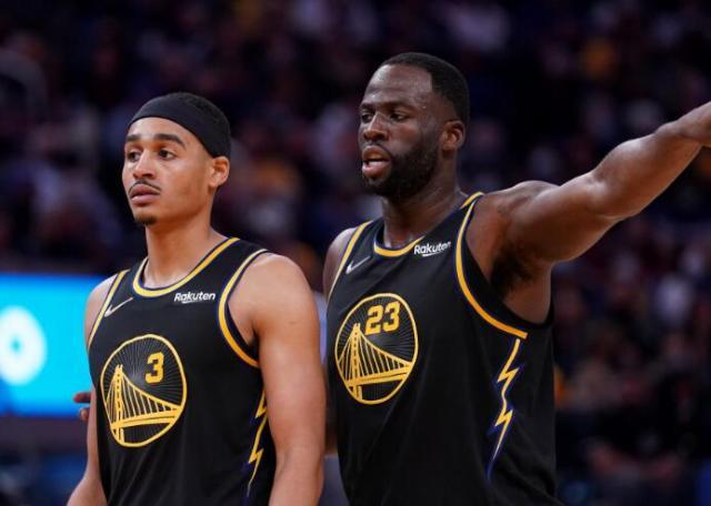 开云体育下载-普尔成勇士累赘？防守被名记喷 勇士没他赢分最高