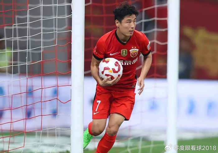 开云官网-大鱼来了！海港祭重磅引援，锋线添420万欧超级锋霸，武磊迎最强搭档|上海海港|萨尔达尼亚|成都蓉城|贝尔格莱德游击|加布里埃尔-保利斯塔_新浪体育_新浪新闻