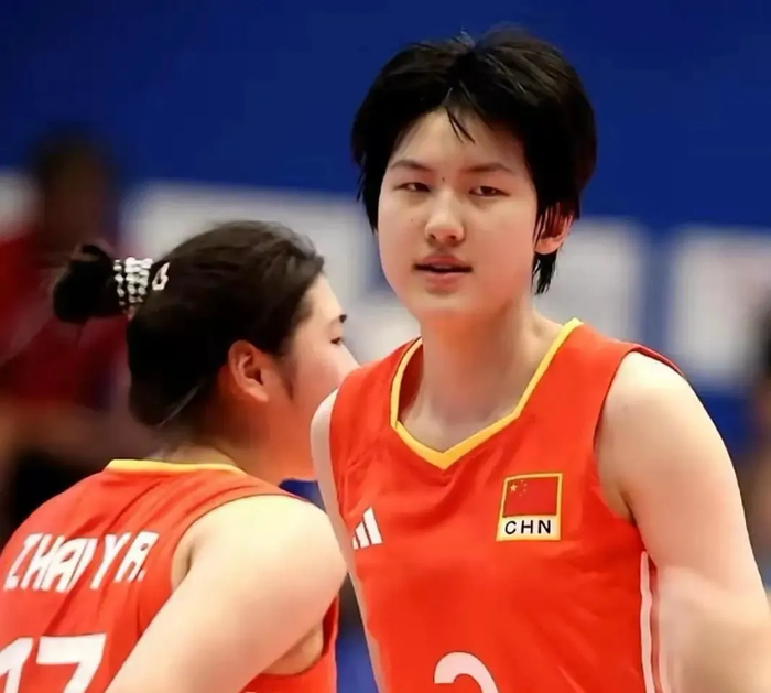 开云-以小打大3-1完胜！江苏U18女排力克成年队，平均16.7岁未来可期|江苏女排|中国男排|全运会|陈晓辉|常子鑫_新浪体育_新浪新闻