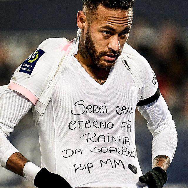 kaiyun-内马尔2球致哀飞机失事女歌手 身后留下3百首歌曲