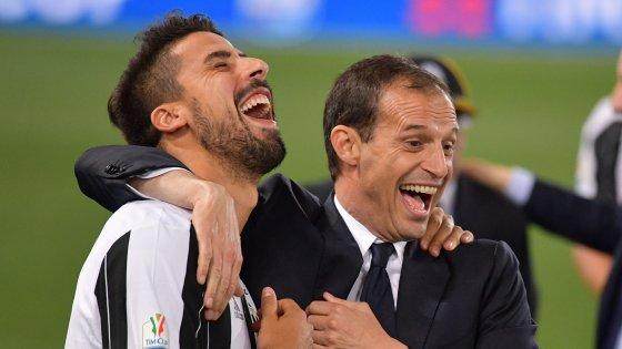 开云体育官网-赫迪拉挂靴：再见，大满贯领袖与被误解的模范8号！