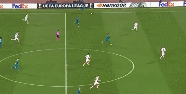 1613684069885093629.gif 开云-【欧联杯】特奥点射+进球被吹 米兰2-2客平10人红星