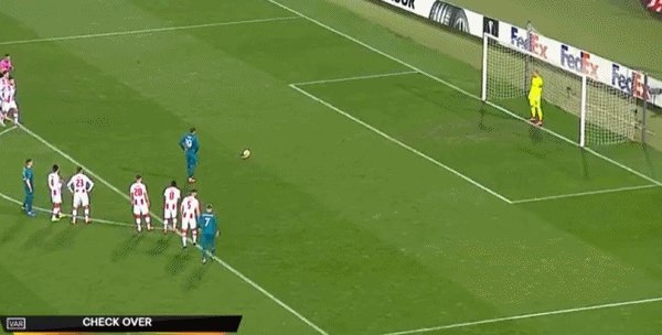 1613684071108019649.gif 开云-【欧联杯】特奥点射+进球被吹 米兰2-2客平10人红星