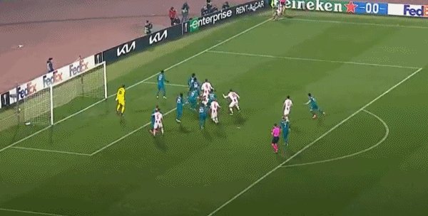 1613684071205092531.gif 开云-【欧联杯】特奥点射+进球被吹 米兰2-2客平10人红星