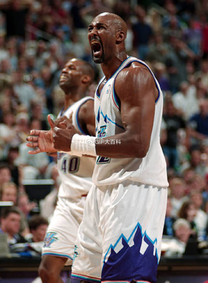 开云APP-邮差永远准时！卡尔马龙NBA历史得分榜第二，和乔丹的时代对决|爵士|总决赛|迈克尔·乔丹|篮板|冠军_新浪体育_新浪新闻